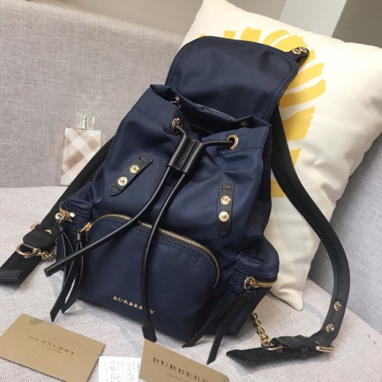 Burberry Rucksack66171サイズ：26x16x11cmバーバリー バッグ 人気