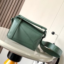 ロエベ バッグ / 18CMx12.5CMx8CM / loewe-bag035