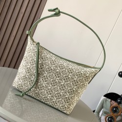 ロエベ バッグ / 21x17x13CM / loewe-bag045