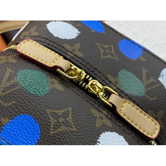 M21778 ヴィトン バッグ LV x YK Square Bag サイズ：16x16x16cm