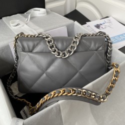 CHANEL 19シャネル バッグ サイズ:30cm 11