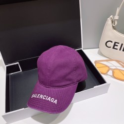 バレンシアガ帽子 Balenciaga