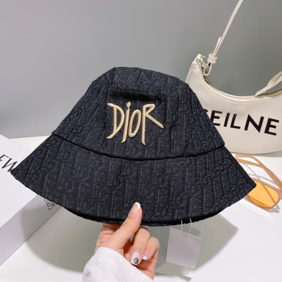 ディオール帽子dior