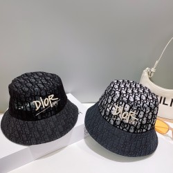 ディオール帽子dior