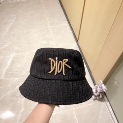 ディオール帽子dior