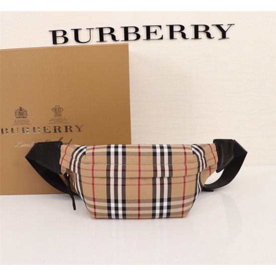 Burberryバーバリー財布 サイズ：19x13x5cm