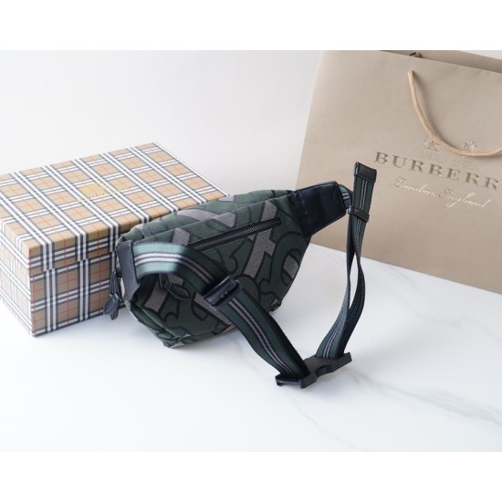 Burberryバーバリー財布 サイズ：30x15cm