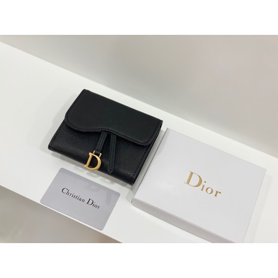 2019 Diorクリスチャンディオール財布  サイズ：11x10x2cm