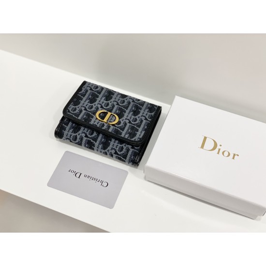 2019 Diorクリスチャンディオール財布  サイズ：11x10x2cm