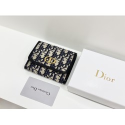 2019 Diorクリスチャンディオール財布  サイズ：11x10x2cm