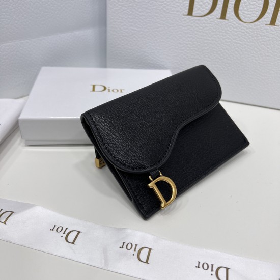 Dior 2382クリスチャンディオール財布  サイズ：13x8.5x2.5cm