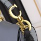 Dior saddle Be a classic with classicsクリスチャンディオール財布  サイズ：25.5 x 20 x 6.5cm