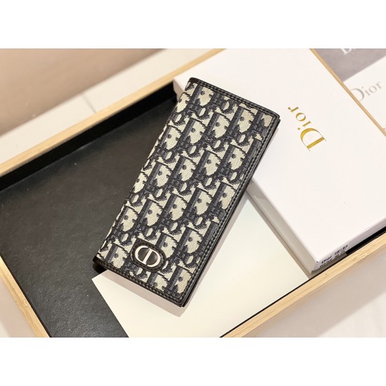 Dior クリスチャンディオール財布  サイズ：11x10x1.5/ 17.5x8.5x1.5cm