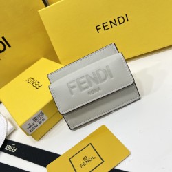 Fendi フェンディ財布 19x10x2.5cm