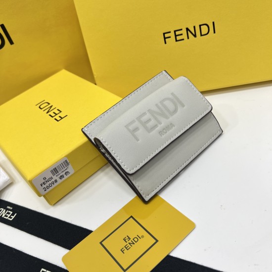 Fendi フェンディ財布 19x10x2.5cm