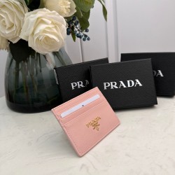 PRADAプラダ 財布 サイズ：10cmx8cm