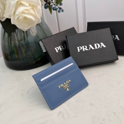 PRADAプラダ 財布 サイズ：10cmx8cm