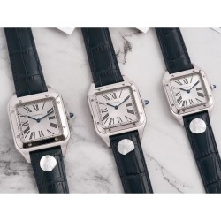 カルティアCartier  Santos-Dumont  Lサイズ男性モデル：長さ46.6、幅33.9 mm！Mサイズ女性：長さ43.5 mm、幅38 mm！Sサイズ女性：長さ31.4 mm、幅27.5 mm！